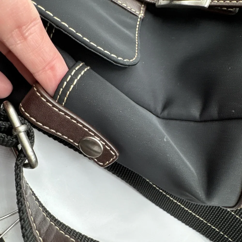 Levenger Nylon Crossbody Messenger‎ Bag Black Leather Trim Laptop